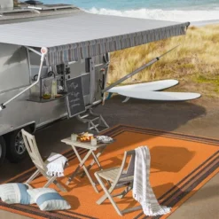 James Modern Border Stripe Indoor/Outdoor Area Rug - JONATHAN Y -Safavieh Outlet Store GUEST 03713ada 988f 403c 9282 993d3604afc6