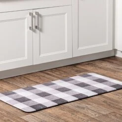 NuLOOM Aisha Buffalo Plaid Anti Fatigue Kitchen Or Laundry Room Comfort Mat -Safavieh Outlet Store GUEST 274d282d acf1 4f2e 8c41 3731dbd1b70c