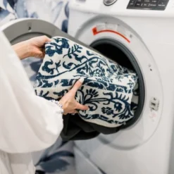 Ruggable - Delphina Machine Washable Rug - Rectangle - Woven - Area Rugs -Safavieh Outlet Store GUEST 44dcbf80 dfe5 4adc 97b3 c5a6e5898ea7