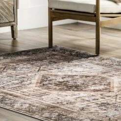 NuLOOM Devin Machine Washable Vintage Medallion Area Rug -Safavieh Outlet Store GUEST 47c335a1 009a 4629 9003 86831bd1923f