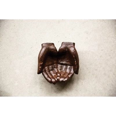 Cast Iron Hands Dish - Storied Home 3 Cast Iron Hands Dish - Storied Home - Image 3