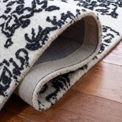 Metro MET993 Hand Tufted Area Rug - Safavieh -Safavieh Outlet Store GUEST 636d6b82 41cb 4898 9f7f 055ecbc85b1c