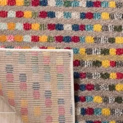 Samana Geometric Area Rug - Safavieh -Safavieh Outlet Store GUEST 80a4e8e0 b10c 42a0 be10 fae59530a0d7