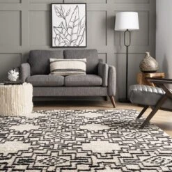NuLOOM Celia Soft Shag Abstract Aztec Fringe Area Rug -Safavieh Outlet Store GUEST b08ca75e 22ca 4f7c afb1 0a332330b57f