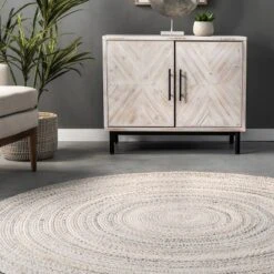 NuLOOM Kyla Handmade Braided Farmhouse Round Area Rug -Safavieh Outlet Store GUEST b0b1394e d5b3 483d 813d 5958d37d2001