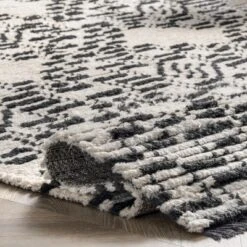 NuLOOM Celia Soft Shag Abstract Aztec Fringe Area Rug -Safavieh Outlet Store GUEST d64ff86a 06d9 44a2 9cf0 47fa8a5a8c76