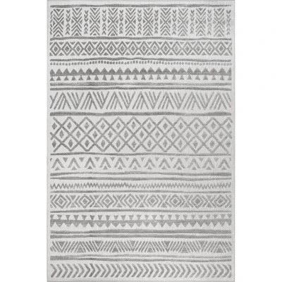 NuLOOM Mikala Raised Global Indoor And Outdoor Patio Area Rug 10 NuLOOM Mikala Raised Global Indoor And Outdoor Patio Area Rug - Image 10