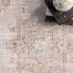 NuLOOM Mari Faded Traditional Motif Area Rug -Safavieh Outlet Store GUEST dd1eabbd 71fd 4a7b 8bcf 803afd181ee9