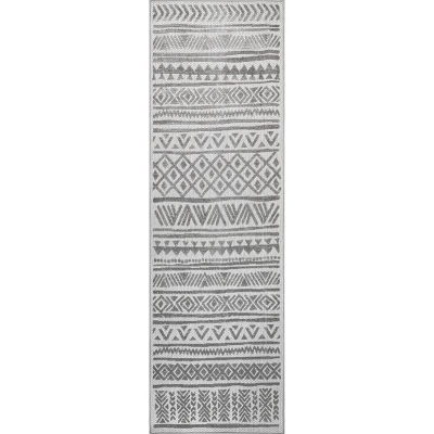 NuLOOM Mikala Raised Global Indoor And Outdoor Patio Area Rug 9 NuLOOM Mikala Raised Global Indoor And Outdoor Patio Area Rug - Image 9
